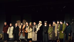 Spektakl ,,Niezniszczalne” w Chełmku